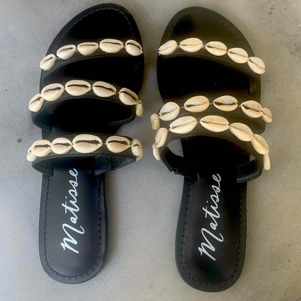 Matisse sandals black with cowrie shells new, never worn. Size 7. No box